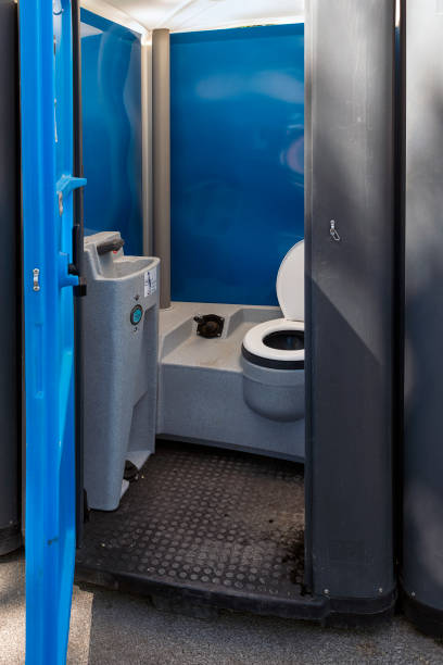 Best High-end porta potty rental  in Seneca, MO